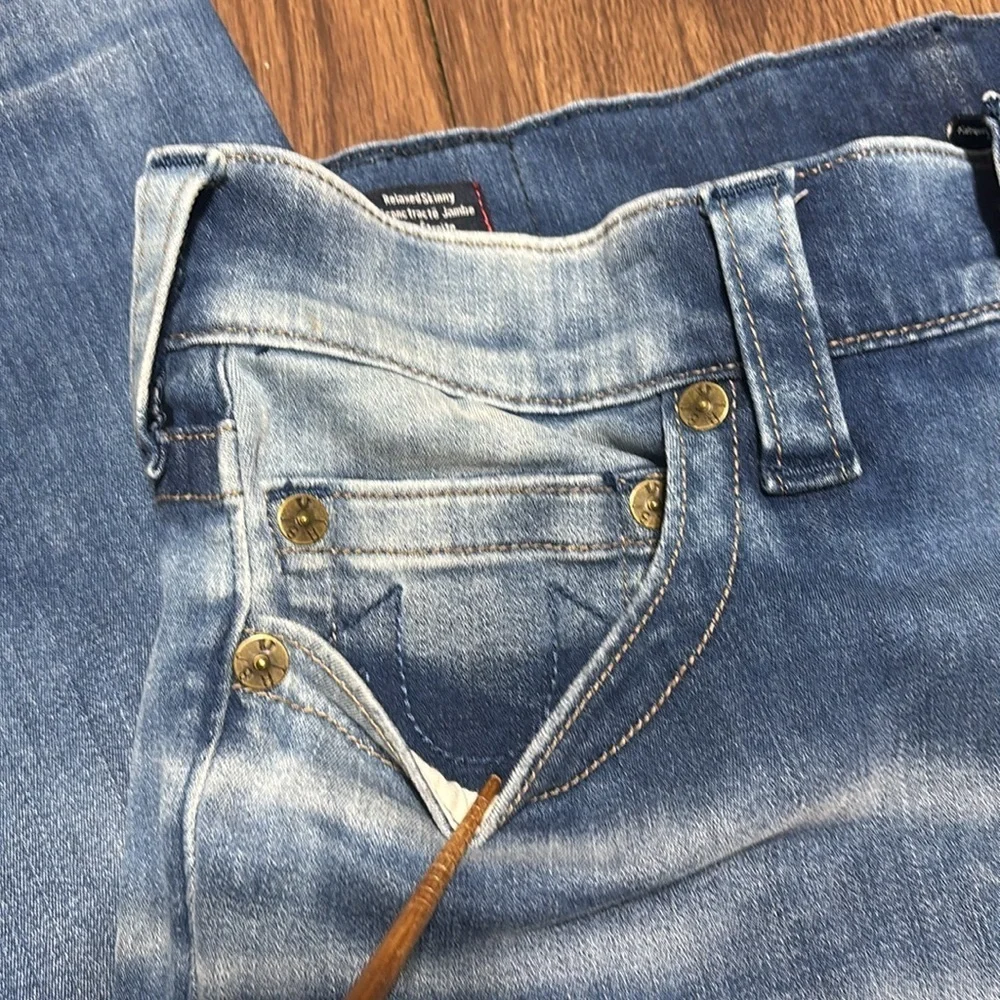 True Religion ROCCO Relaxed Skinny Jeans 34 Premium Wash Denim